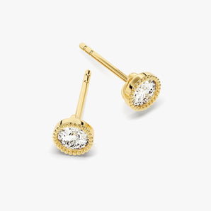 0.50 TCW Round Cut Moissanite Stud Earrings in Gold