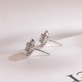 0.50 TCW Round Cut Moissanite Halo Earrings in Gold 10