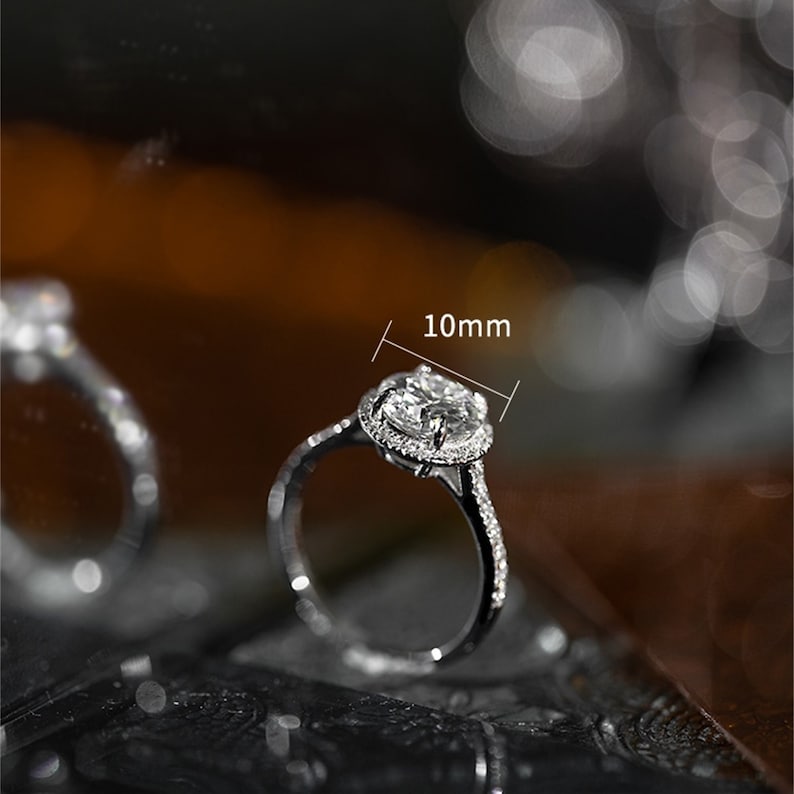 Stunning 4.0 CT Round Moissanite Engagement Ring with Halo & Pave Design 4