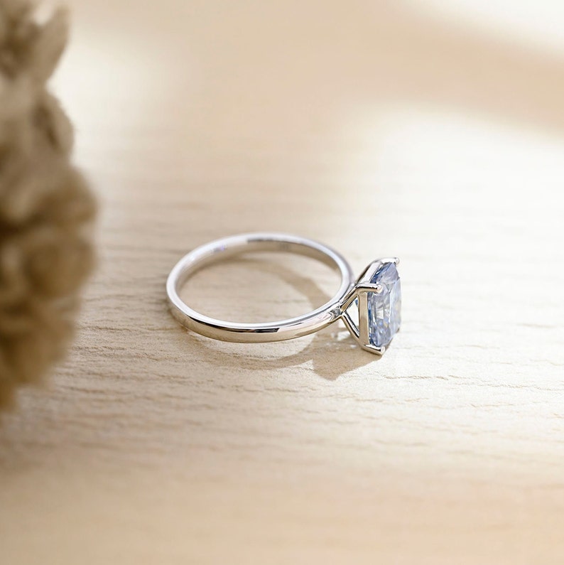 Stunning 4.0 CT Radiant Moissanite Engagement Ring with Solitaire Design 9
