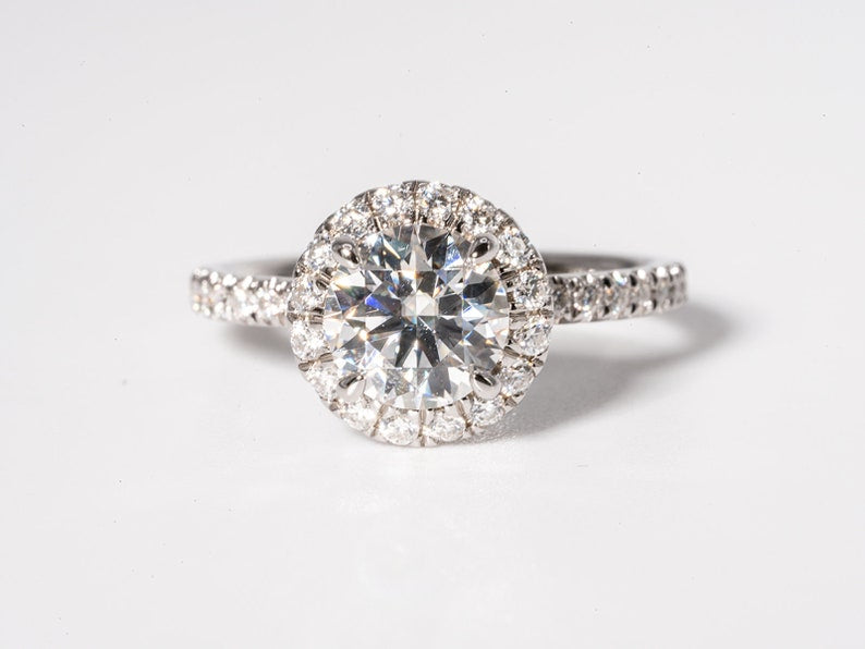 Stunning 1.0 CT Round Shape Moissanite Engagement Ring with Halo & Pave Design 1