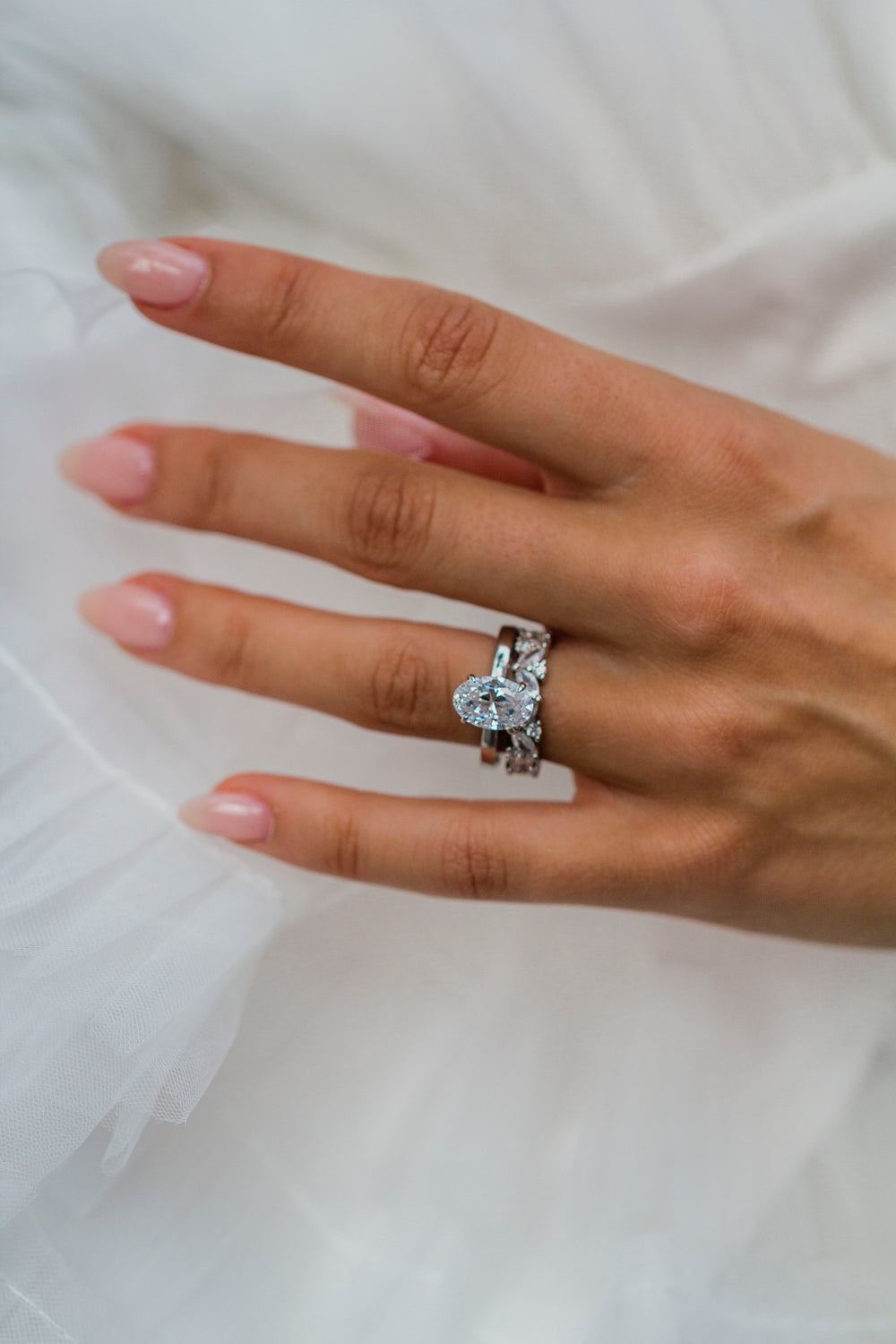 Oval Cut Solitaire Style  Cubic Zirconia in 925 Sterling Silver Ring 8