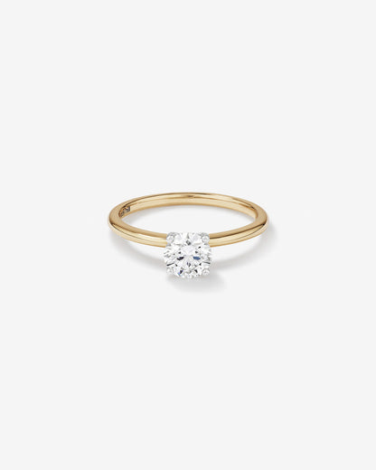 Stunning 0.70 CT Round Moissanite Engagement Ring Solitaire Design 1