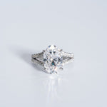 Classic 3.50 CT Oval Moissanite Engagement Ring with Split Shank Design 1