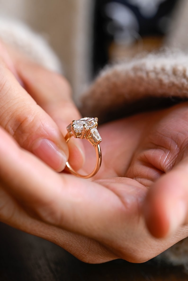 Stunning 1.0 - 2.0 CT Marquise Moissanite Engagement Ring with Three Stone and Hidden Halo Design 6