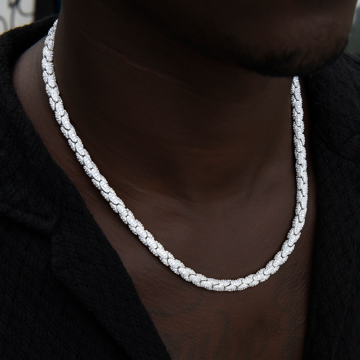 50 CT Round Moissanite Diamond Reptile Silver Necklace For Him 3