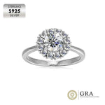 Round Cut Halo Style Cubic Zirconia in 925 Sterling Silver Ring 3