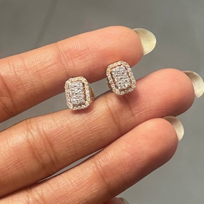 0.31 TCW Round Cut Moissanite Cluster Earrings in Gold