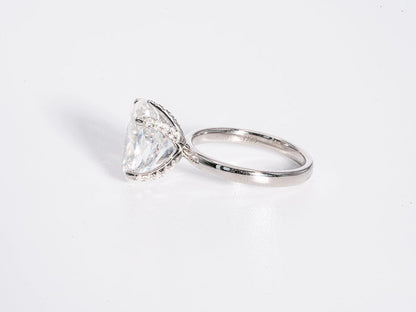 Stunning 5.0 CT Oval Shape Moissanite Engagement Ring with Solitaire Design 4