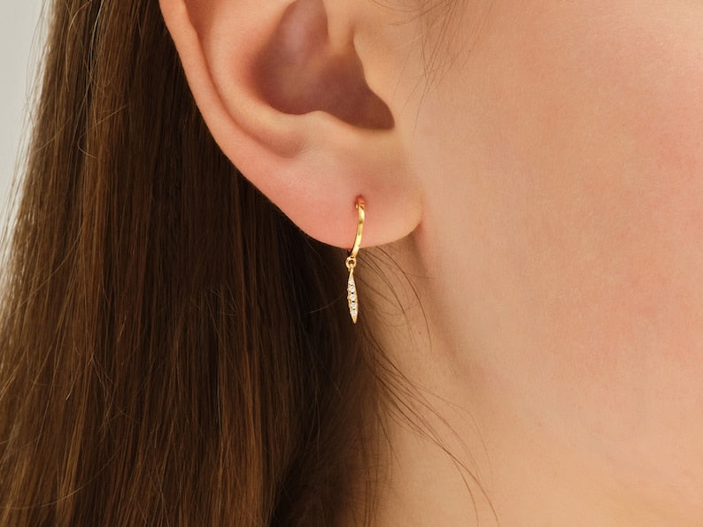 0.30 TCW Round Cut Moissanite Tiny Leaf Drop Earrings in Gold 5