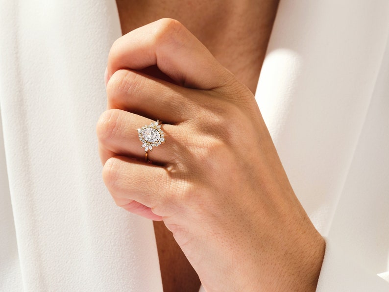 Stunning 1.50 CT Oval Moissanite Engagement Ring with Cluster Design 6