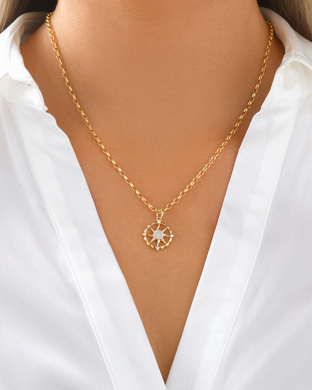 Round Cut Cubic Zirconia in 925 Sterling Silver Necklace 2