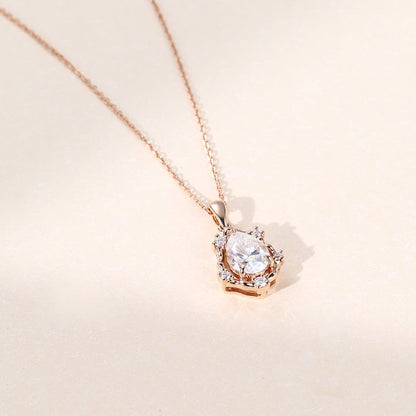 2.10 CT Pear Moissanite Diamond Cluster Pendant Necklace in Solid Gold 3
