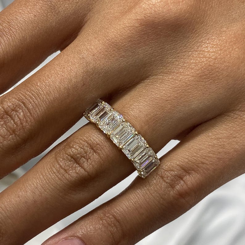 Stunning 3.91 CT Emerald Moissanite Stones Half Eternity Wedding Bands 4