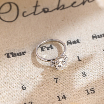 Stunning 2.0 CT Oval Moissanite Engagement Ring with Cluster Design 4