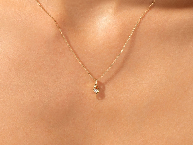 0.50 CT Round Moissanite Diamond Solitaire Pendant Necklace in Solid Gold 4