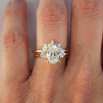 Stunning 0.20 CT Round & Baguette Moissanite Stones Cluster Curved Wedding Bands 3