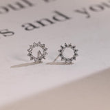 0.50 TCW Round Cut Moissanite Flower Shape Earrings in Gold 1