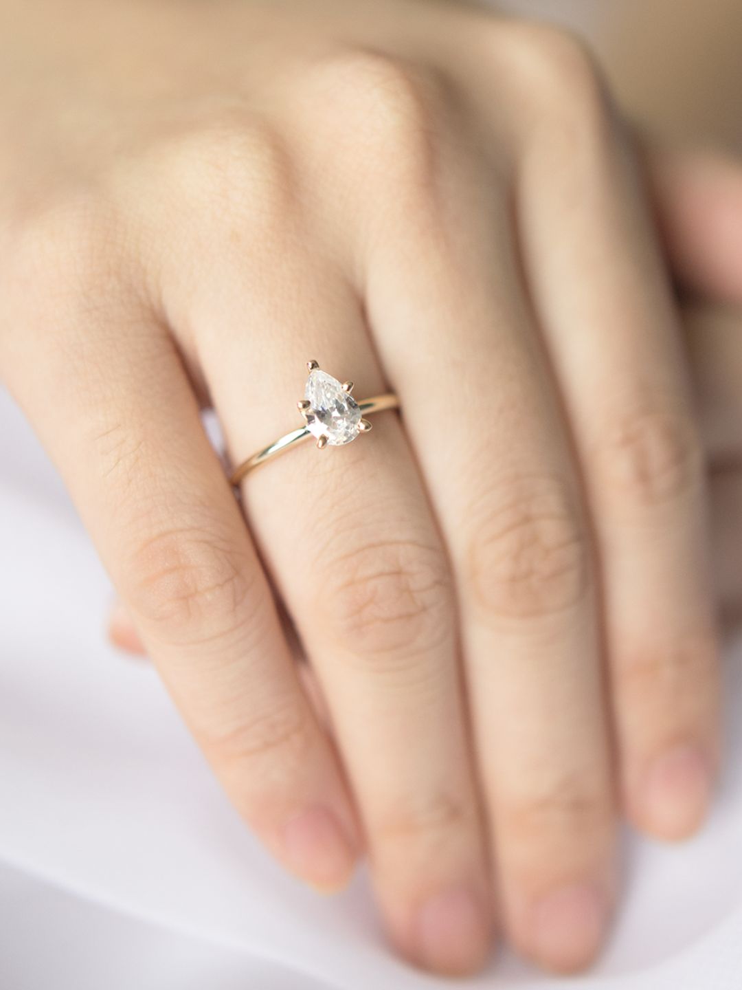 Stunning 1 CT Pear Moissanite Engagement Ring With Solitaire Design 9