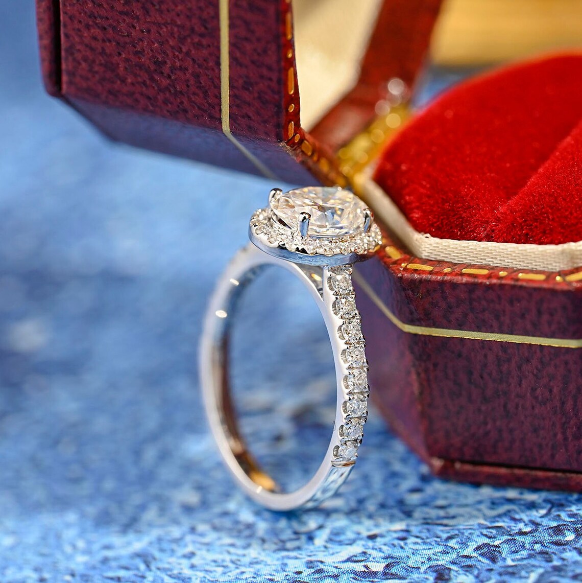 3.0 CT Oval Shaped Moissanite Halo Pave Engagement Ring 5