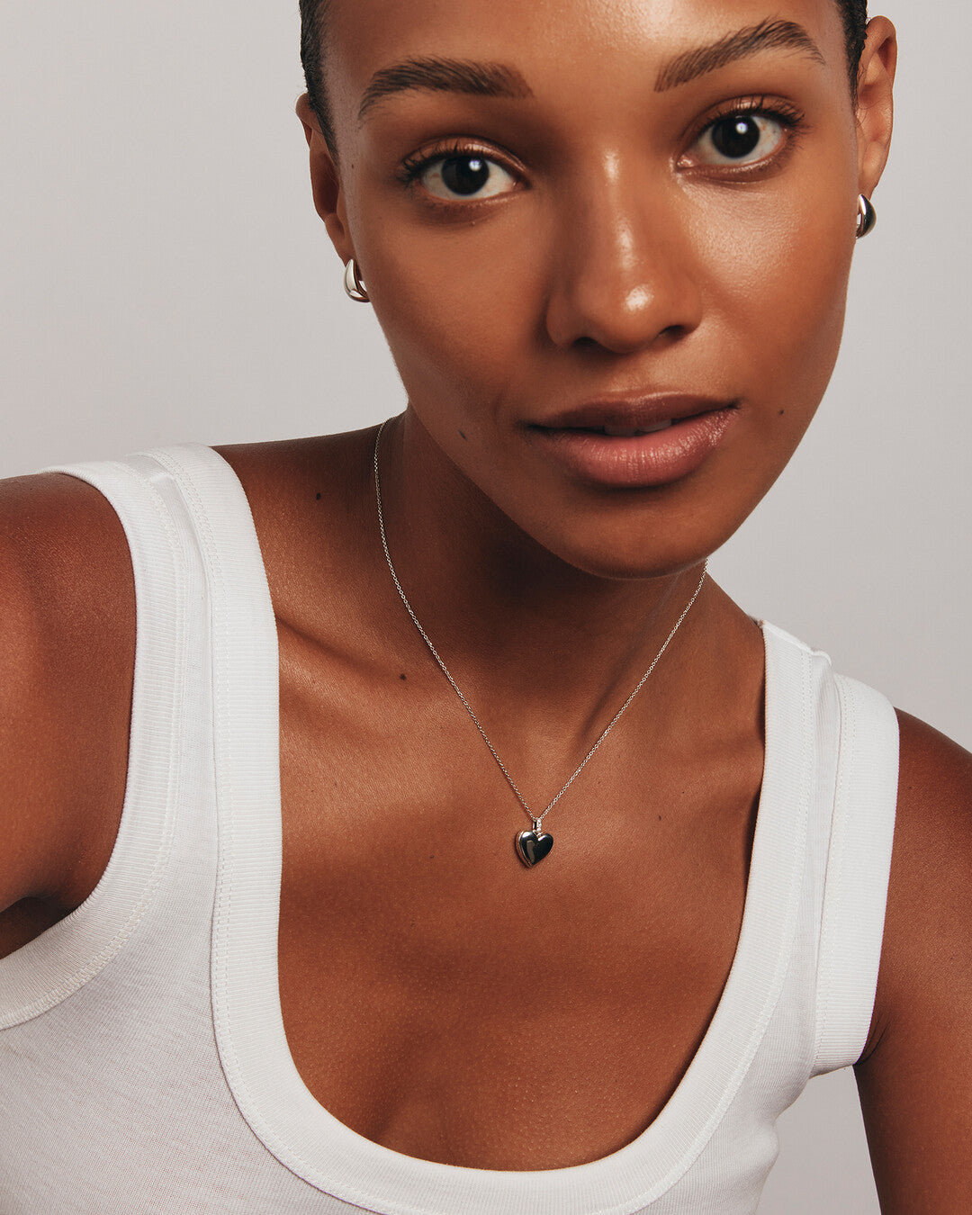 Round Cut Cubic Zirconia in 925 Sterling Silver Necklace 5