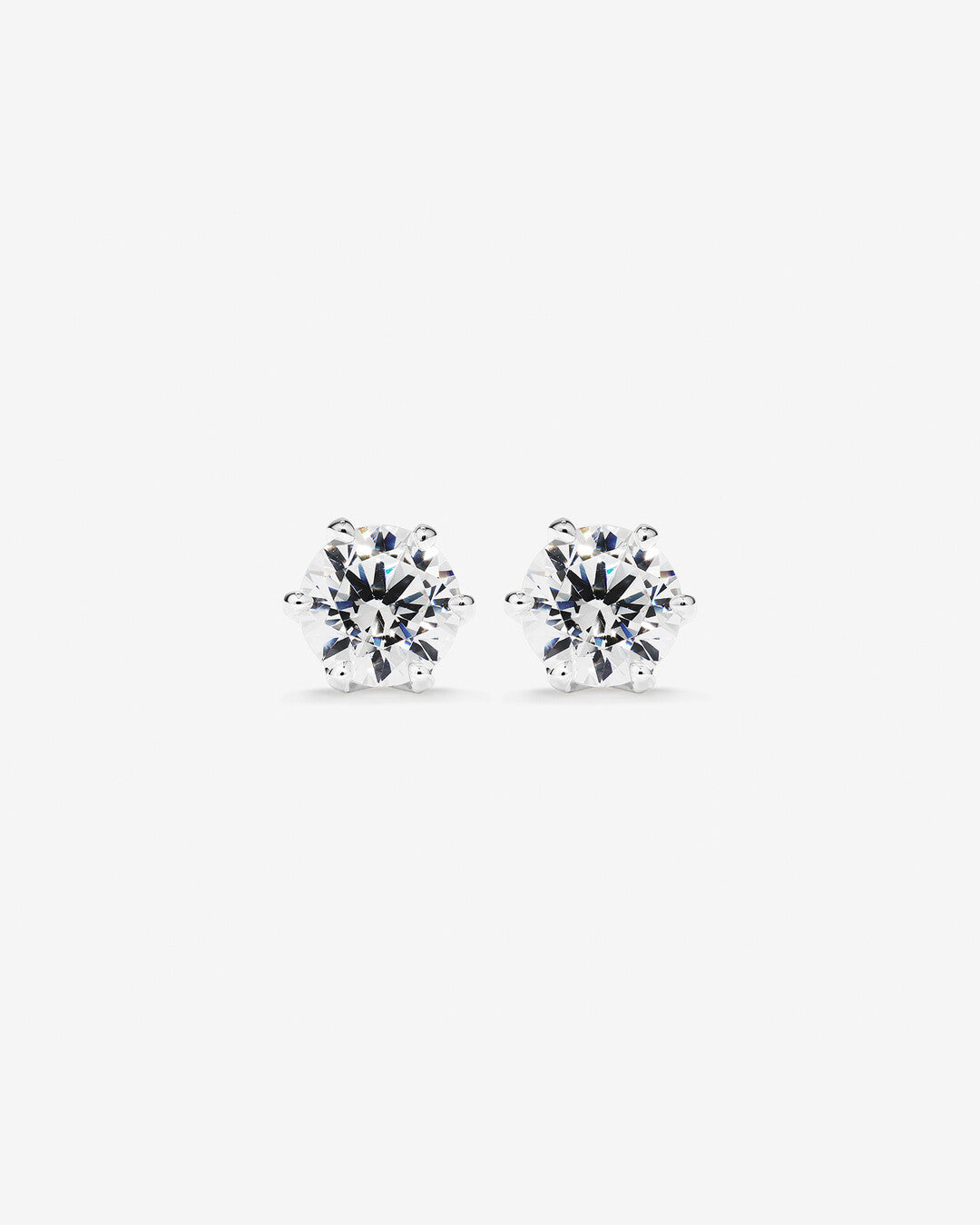 Round Cut Cubic Zirconia in 925 Sterling Silver Earrings 2