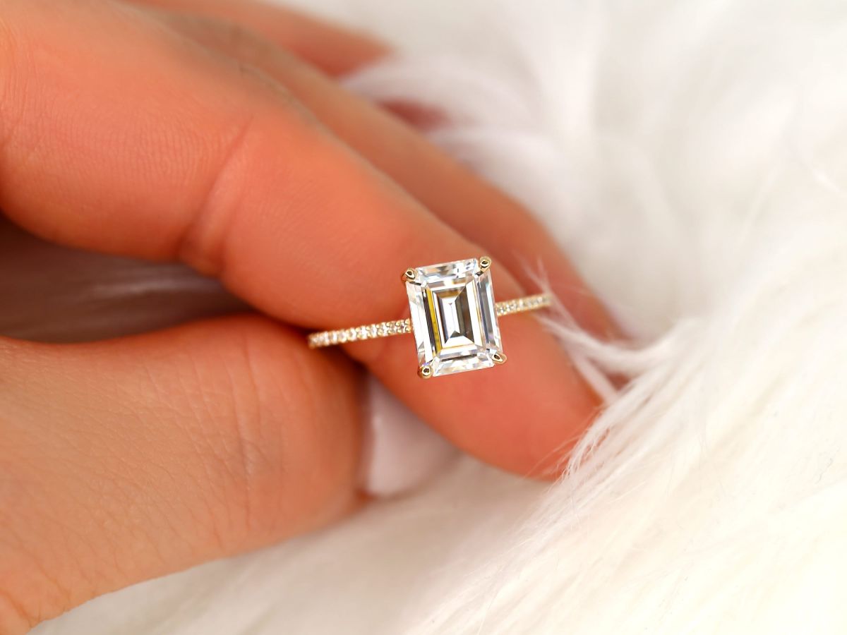 Stunning 2.6 CT Emerald Moissanite Engagement Ring with Pave Design 4