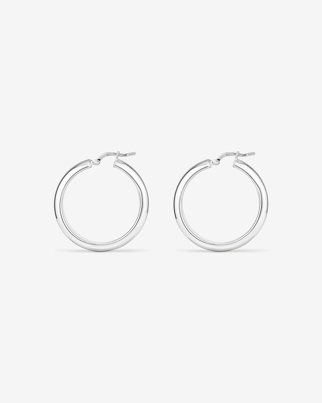 Round Cut Cubic Zirconia in 925 Sterling Silver Earrings 3