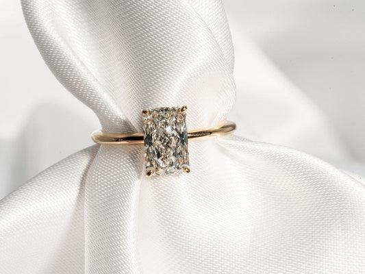 Stunning 1.70 CT Radiant Moissanite Engagement Ring with Solitaire Design 2