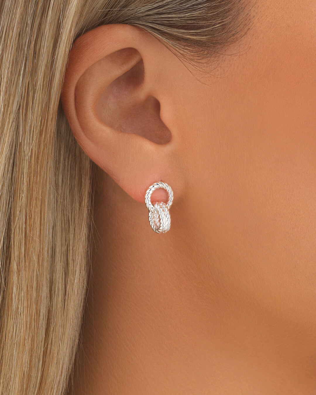 Round Cut Cubic Zirconia in 925 Sterling Silver Earrings 5