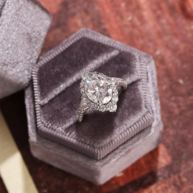 Stunning 4.5 CT Oval Moissanite Engagement Ring with Halo & Pave Design 7