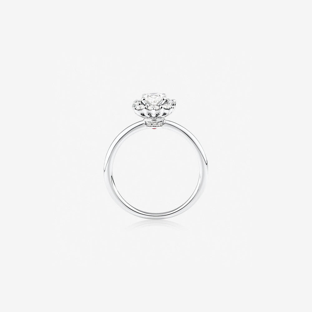 Stunning 0.96 CT Oval Moissanite Engagement Ring In Halo Design 2