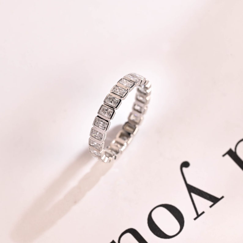 Stunning 0.5 TCW Radiant Moissanite Stones Full Eternity Wedding Band 1