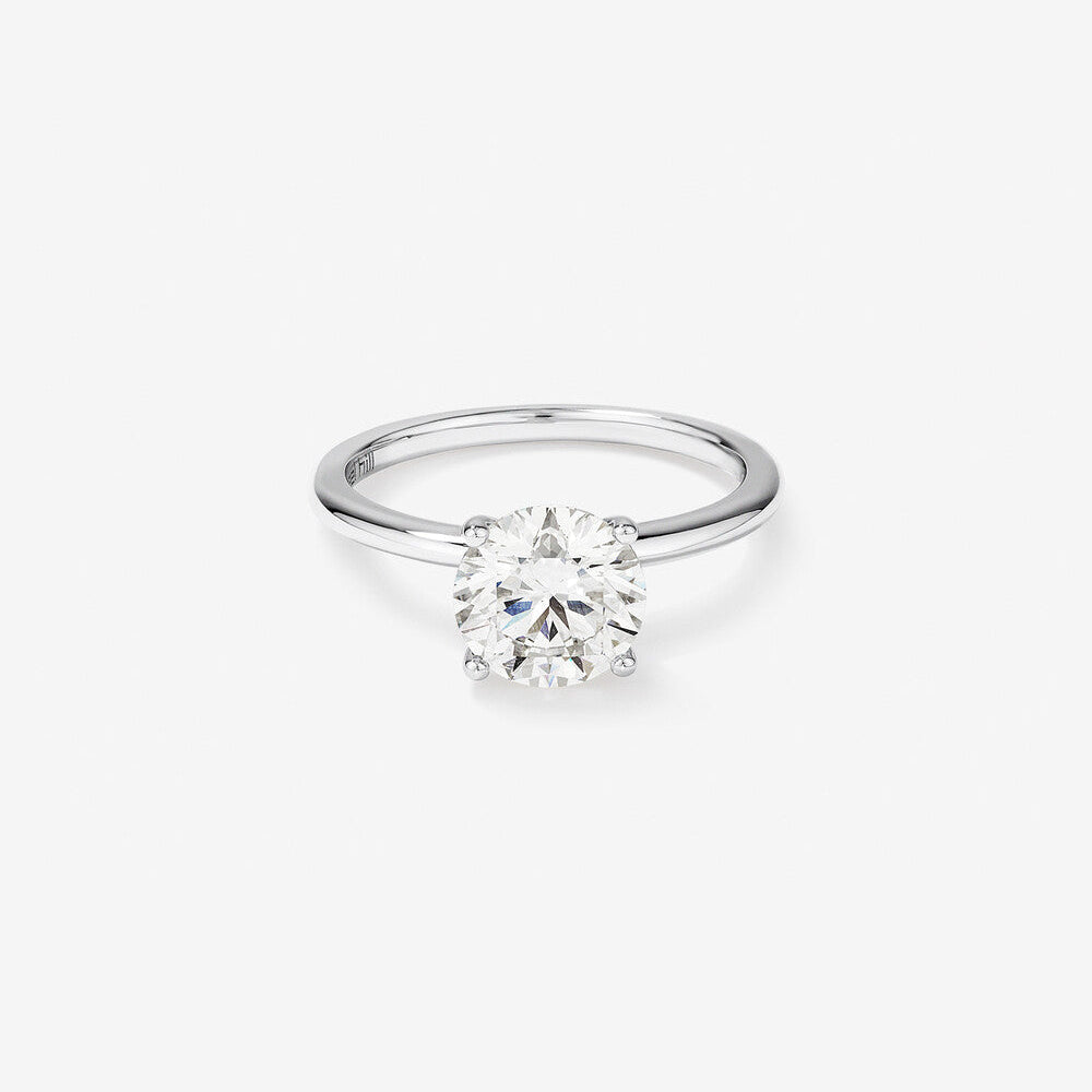 Stunning 2.0 CT Round Moissanite Solitaire Design Engagement Ring 1