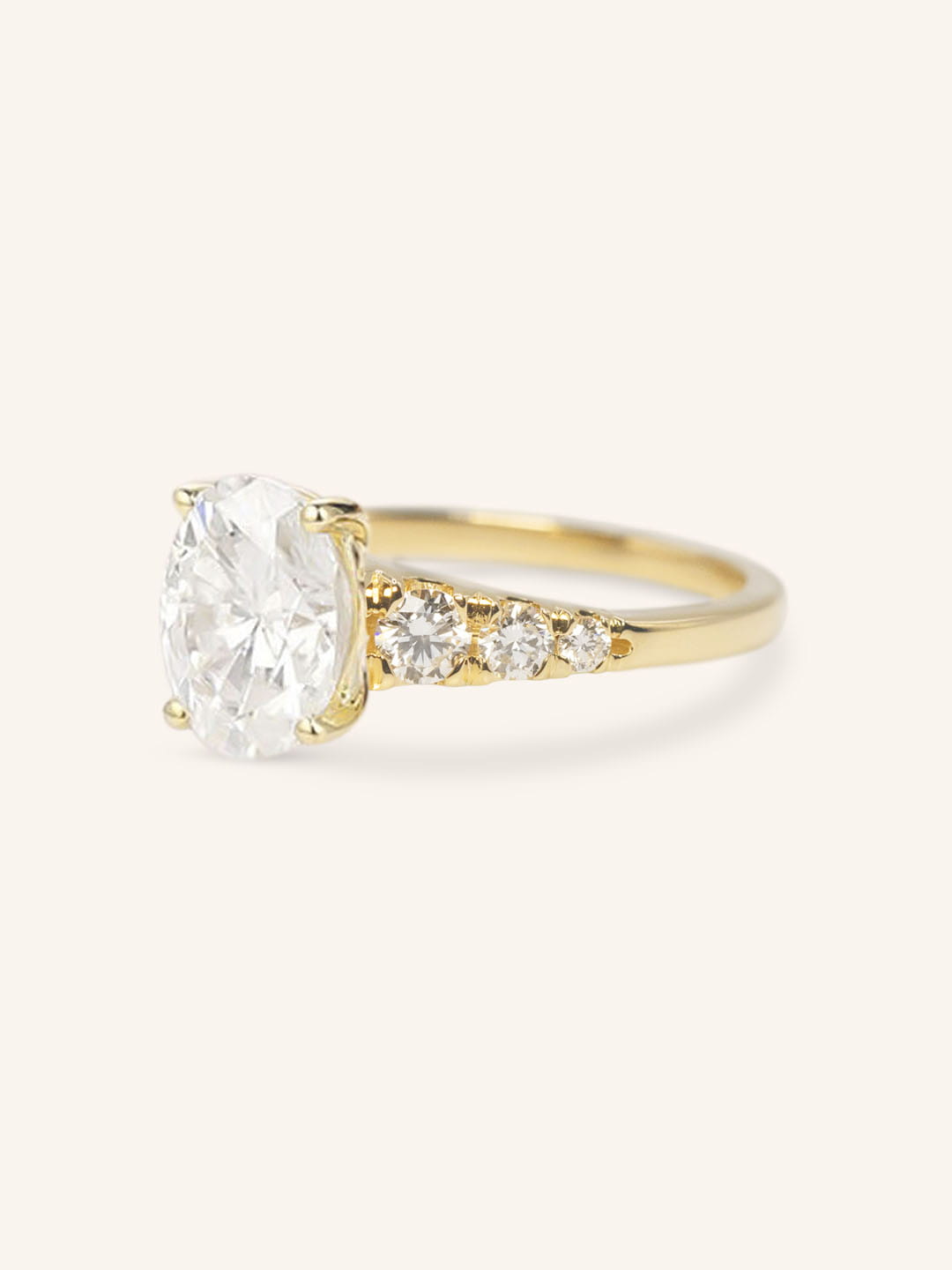 Stunning 2.0 CT Oval Moissanite Engagement Ring with Halo Design 2