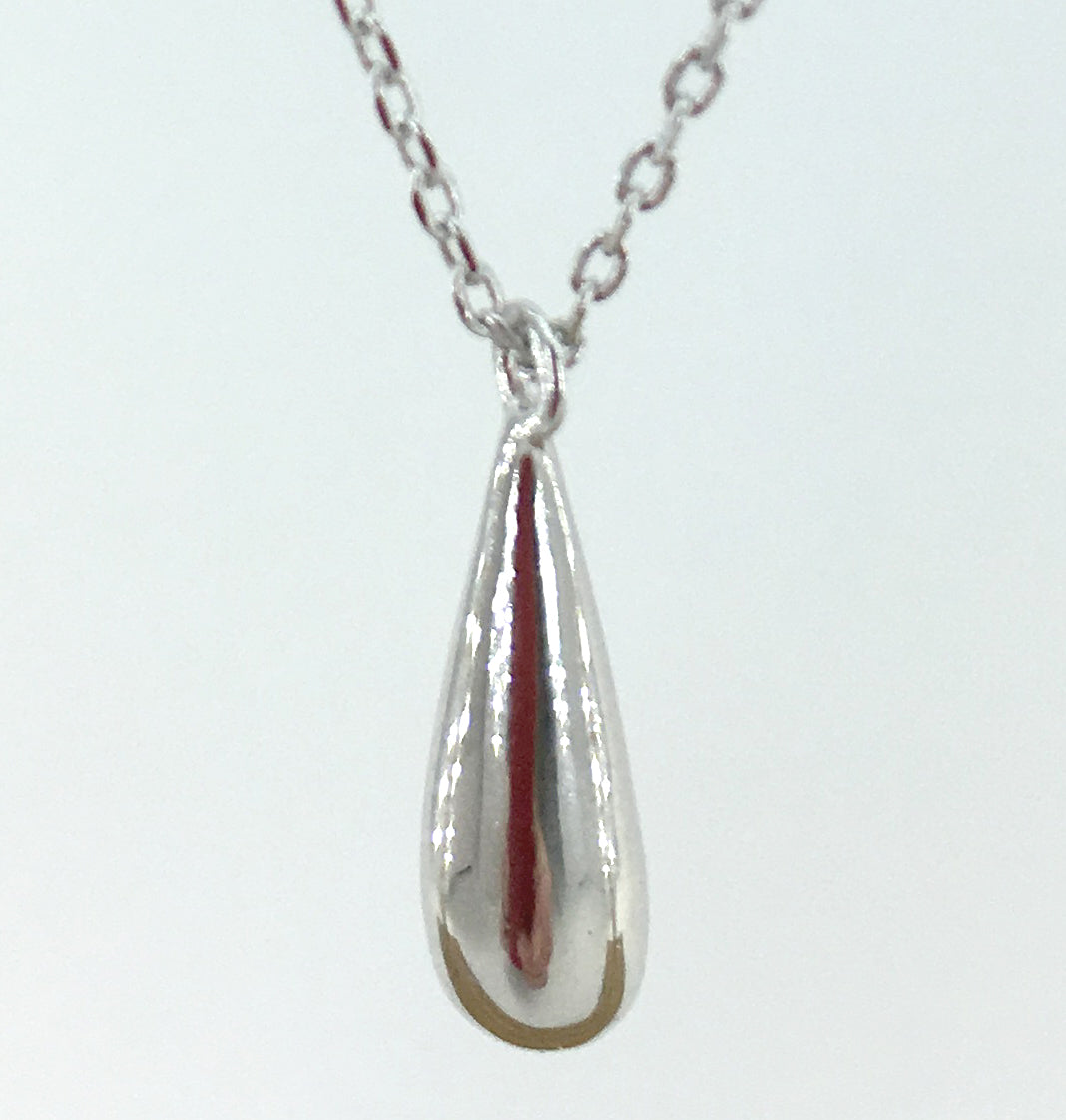 Round Cut Cubic Zirconia in 925 Sterling Silver Necklace 6