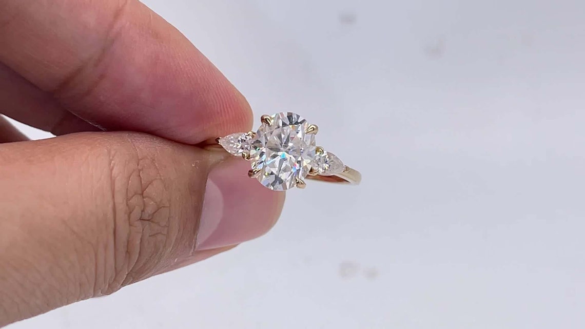 Three Stone Engagement Ring Featuring 2.44 CT Oval Moissanite 7