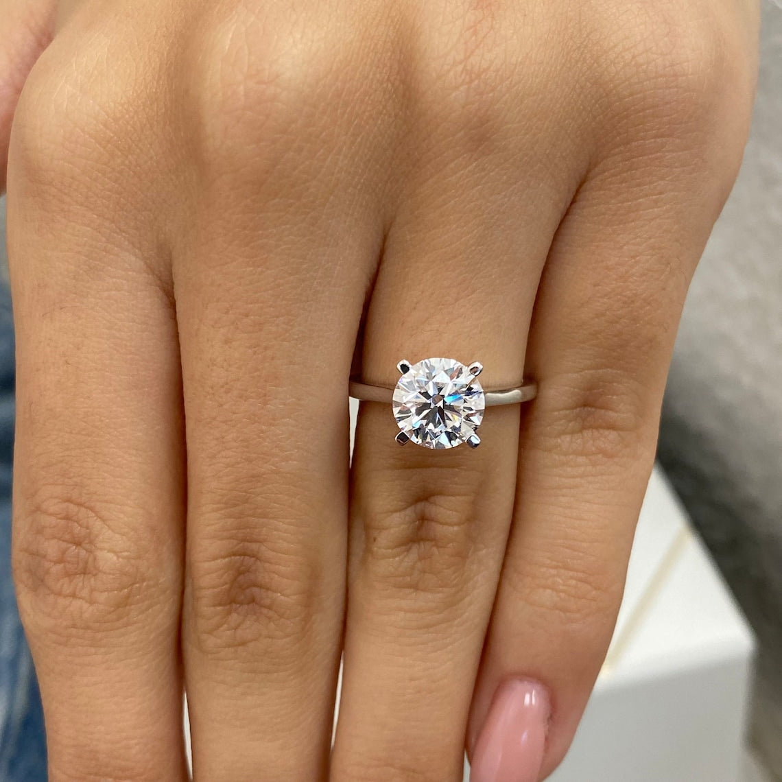 2.0 CT Round Moissanite Solitaire Engagement Ring - farrellouise