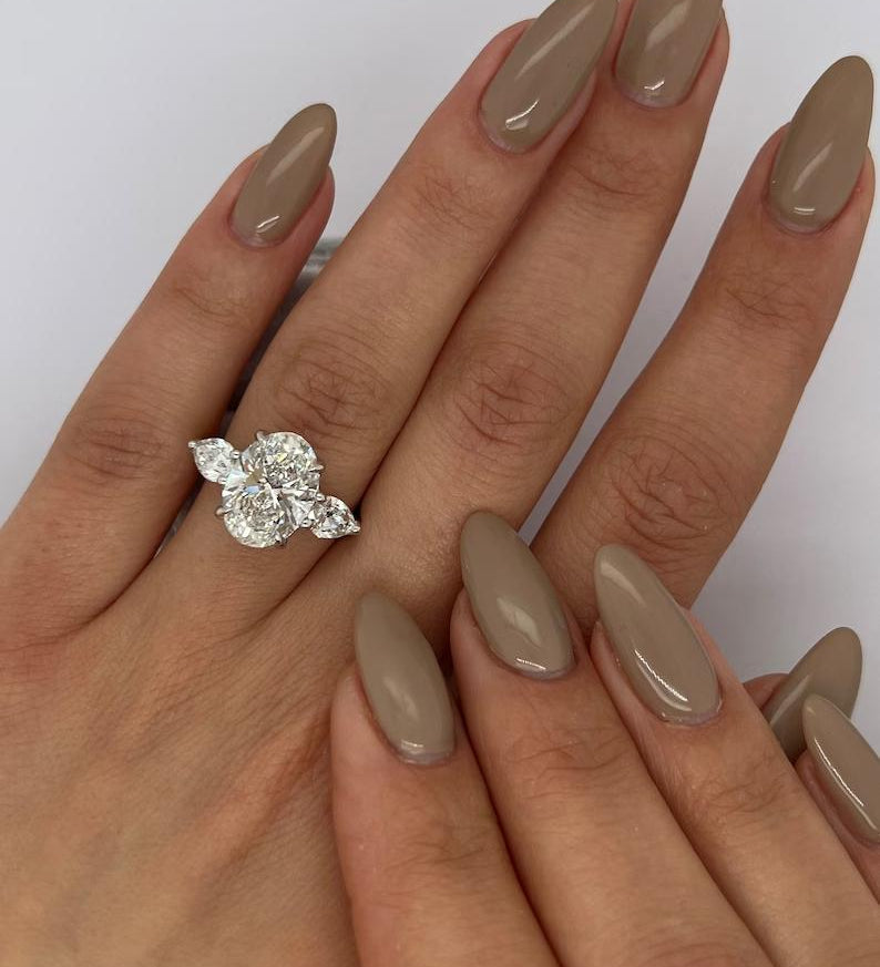 4.0 CT Oval Three Stones Lab Grown Diamond Engagement Ring