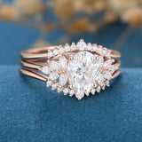 1.33 CT Oval Shaped Moissanite Cluster Bridal Set 3