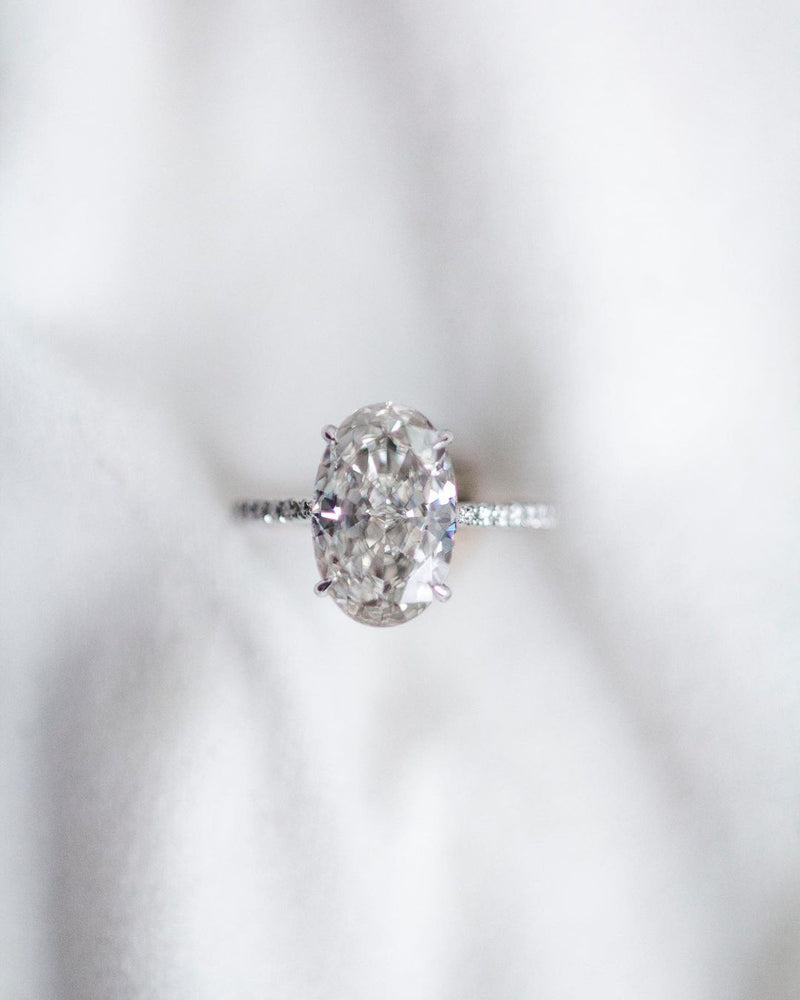 
                  
                    6.48 CT Crushed Ice Oval Solitaire Moissanite Engagement Ring 5
                  
                