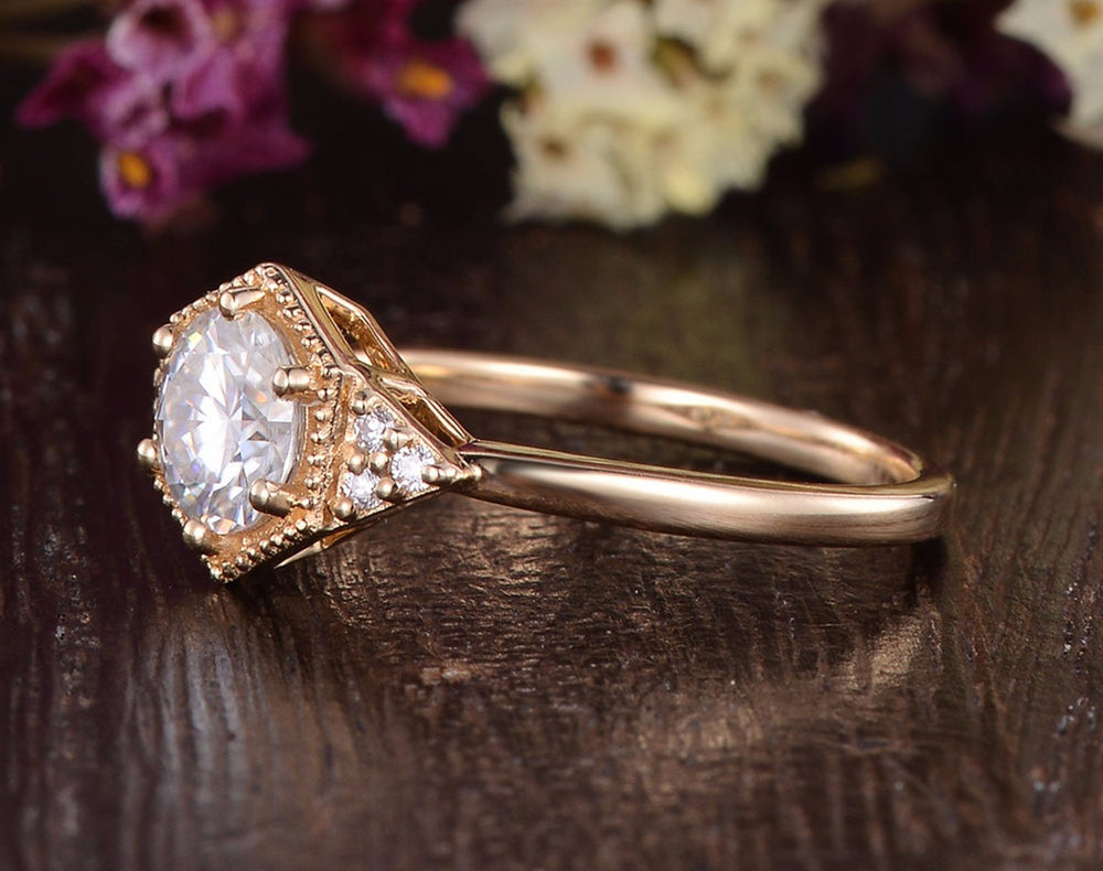 
                  
                    1.60 CT Round Cut Vintage Art Deco Moissanite Engagement Ring
                  
                