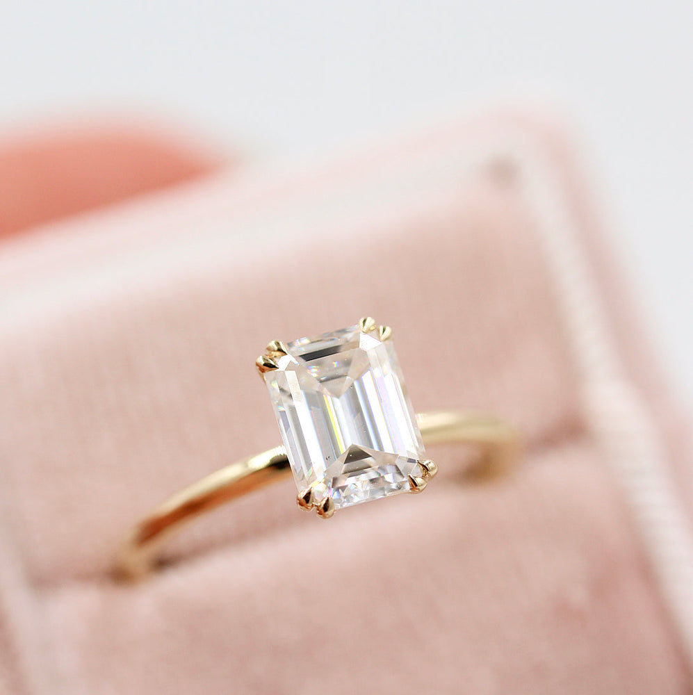 
                  
                    1.55 CT Emerald Cut Solitaire Moissanite Engagement Ring 3
                  
                