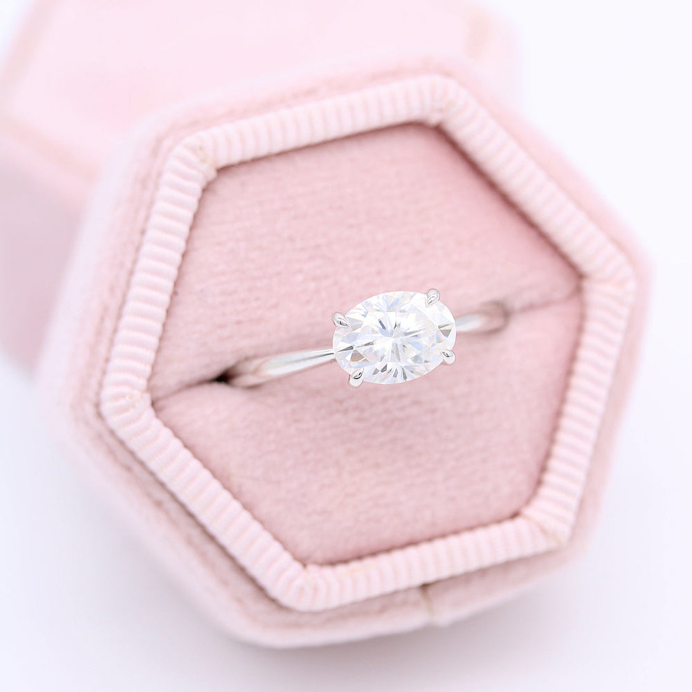 2.0 CT Oval Cut Solitaire Moissanite Engagement Ring