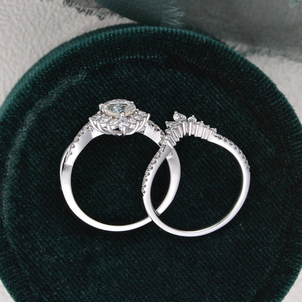
                  
                    1.50 CT Pear Cut Twisted Art Deco Moissanite Bridal Ring Set 8
                  
                