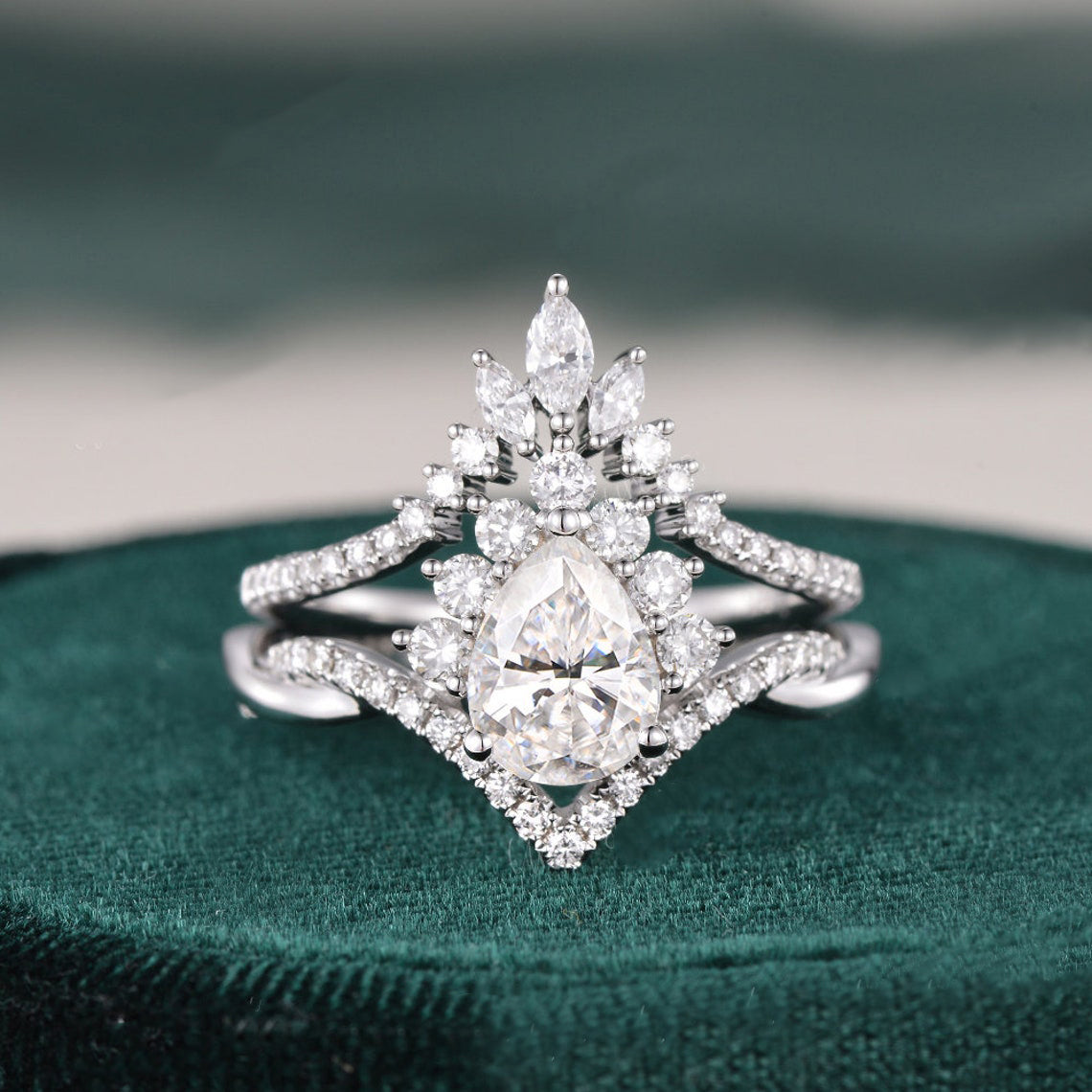 
                  
                    1.50 CT Pear Cut Twisted Art Deco Moissanite Bridal Ring Set 3
                  
                