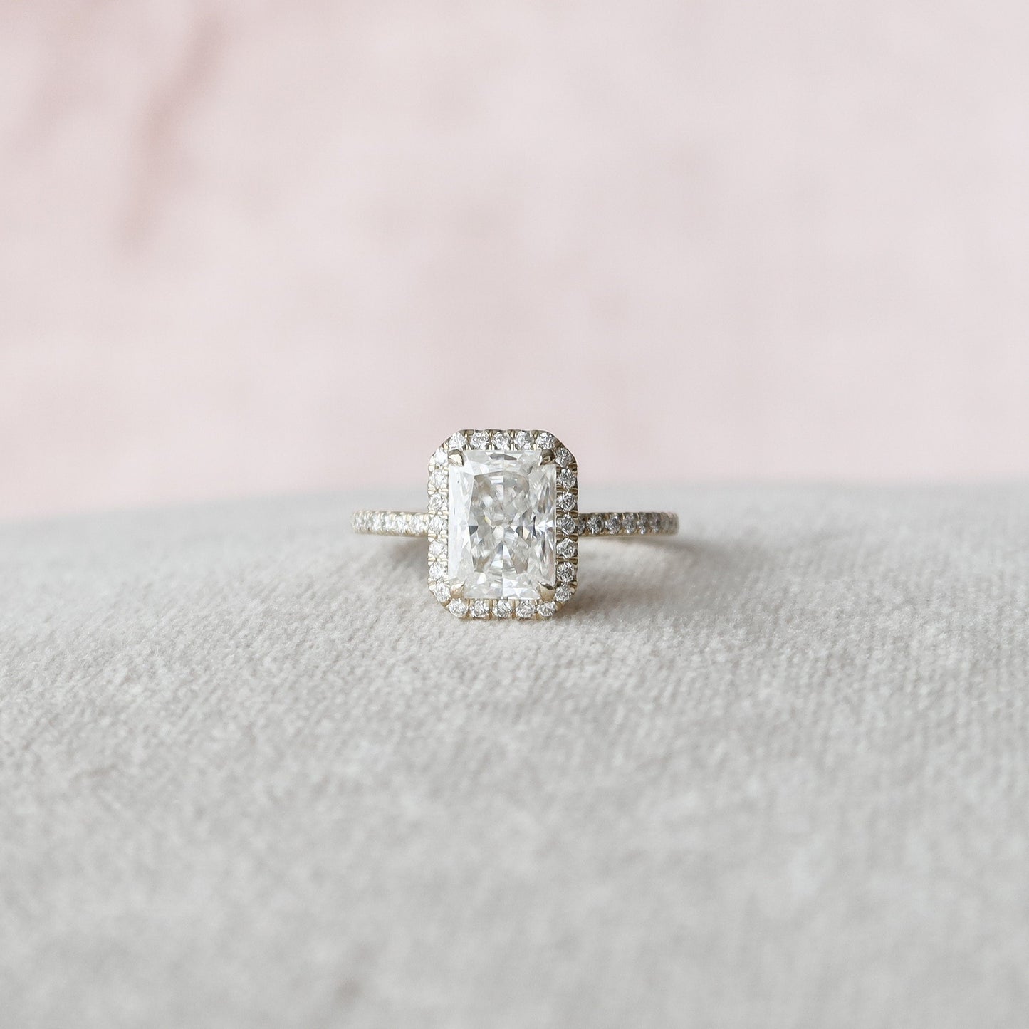 
                  
                    2.0 CT Radiant Halo Pave Moissanite Engagement Ring
                  
                