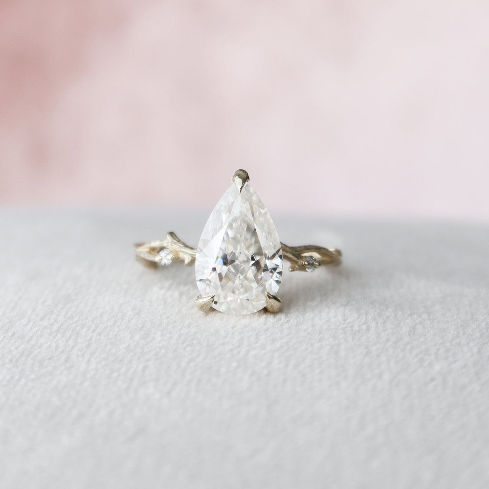 
                  
                    2.0 CT Pear Cut Twig Pave Style Moissanite Engagement Ring 6
                  
                