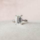 5.0 CT Emerald Milgrain Vintage Style Moissanite Engagement Ring 3