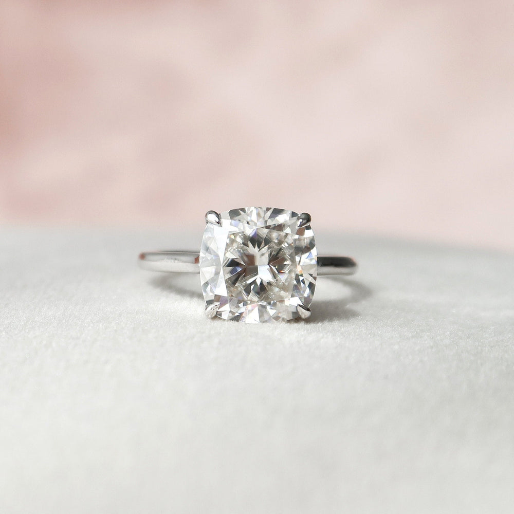 
                  
                    4.0 CT Cushion Cut Solitaire Style Moissanite Engagement Ring 7
                  
                